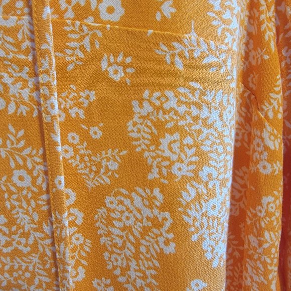 NWT Skies are Blue Padenia Tassel Tie Top Stitch Fix - Picture 4 of 5